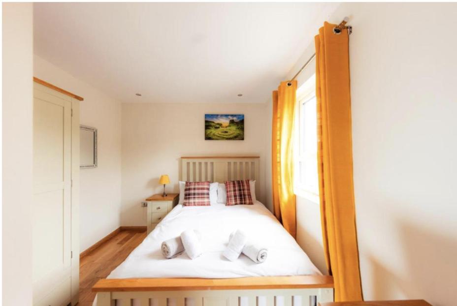 Luxury Cottage With Stunning Views Near Fairy Pools - School House 3 Carbost  Exteriér fotografie