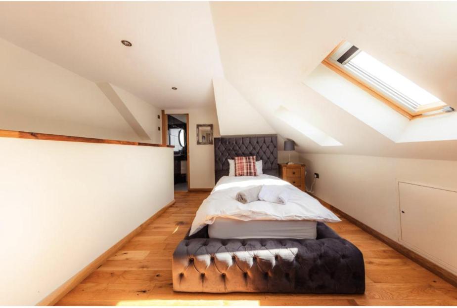 Luxury Cottage With Stunning Views Near Fairy Pools - School House 3 Carbost  Exteriér fotografie