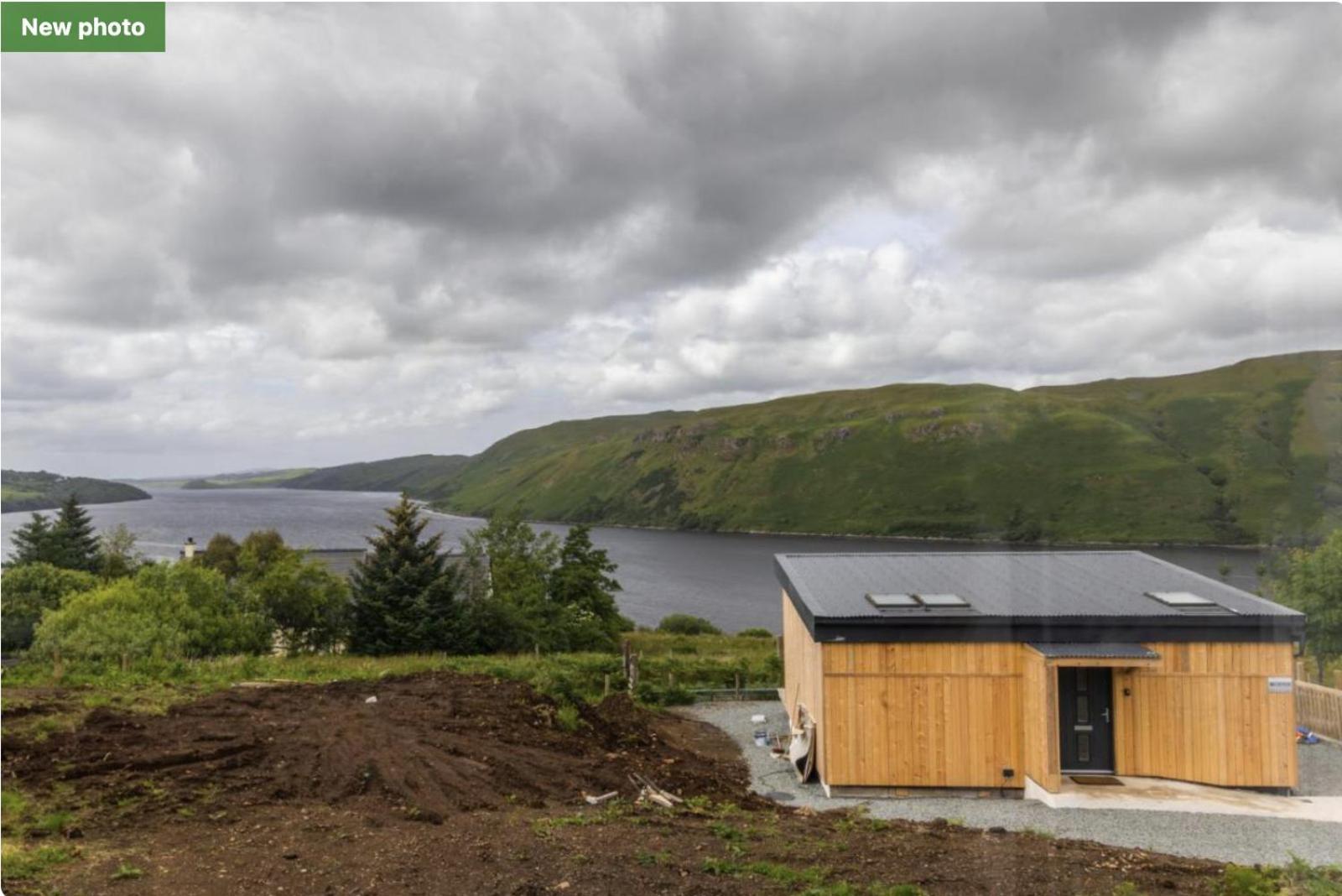 Luxury Cottage With Stunning Views Near Fairy Pools - School House 3 Carbost  Exteriér fotografie