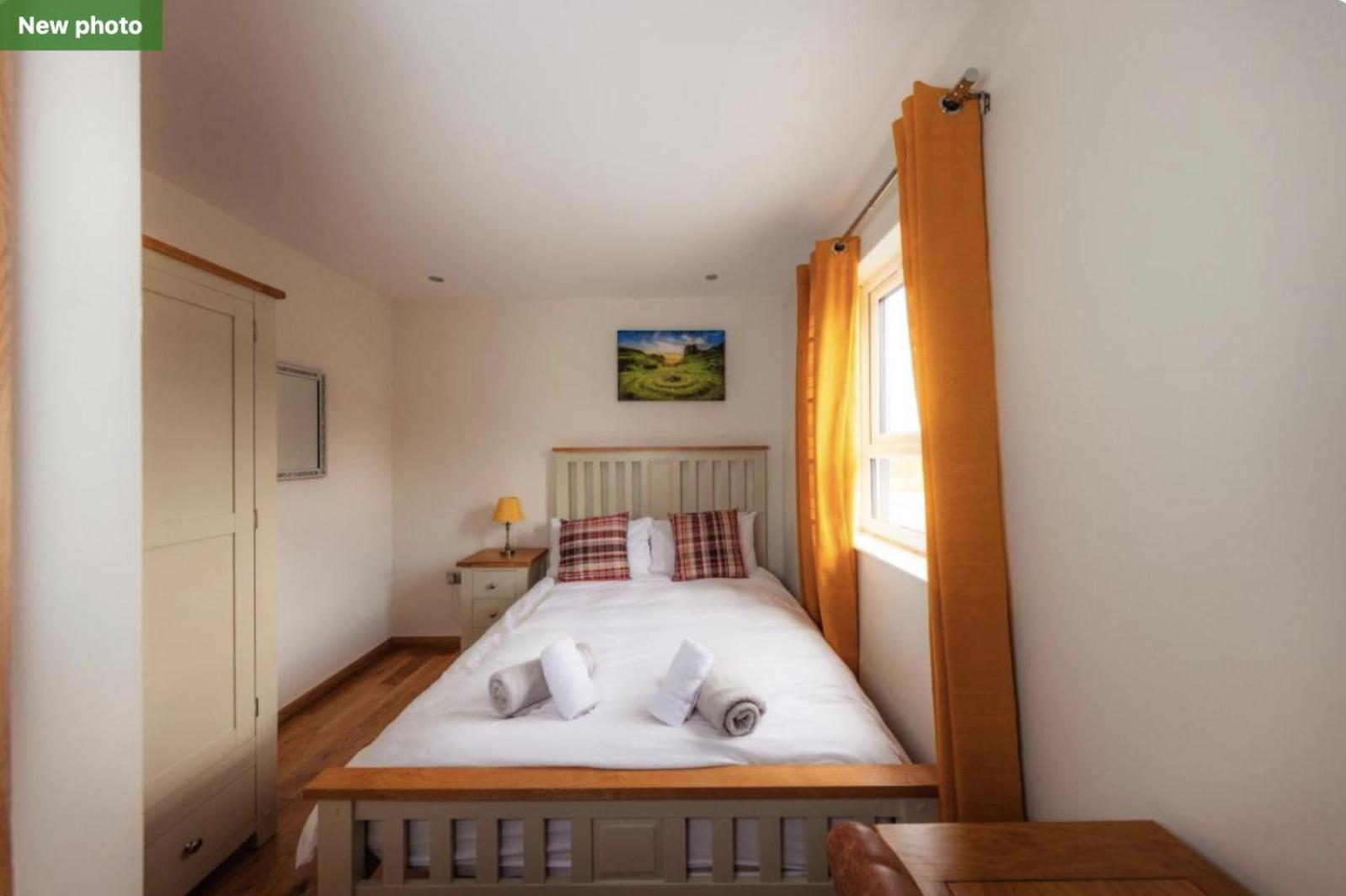 Luxury Cottage With Stunning Views Near Fairy Pools - School House 3 Carbost  Exteriér fotografie